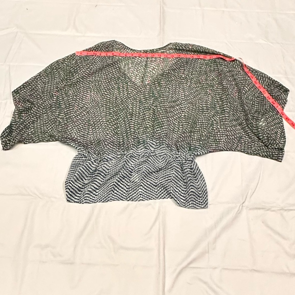CAbi Sheer Multicolored Dolman Sleeve Top ~ Ties at Waist Ladies Size Small EUC - Picture 7 of 12